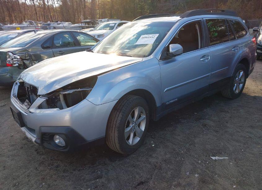 Photo 2 of 2014 Subaru Outback 2.5I LIMITED (VIN 4S4BRBLC7E3254287)