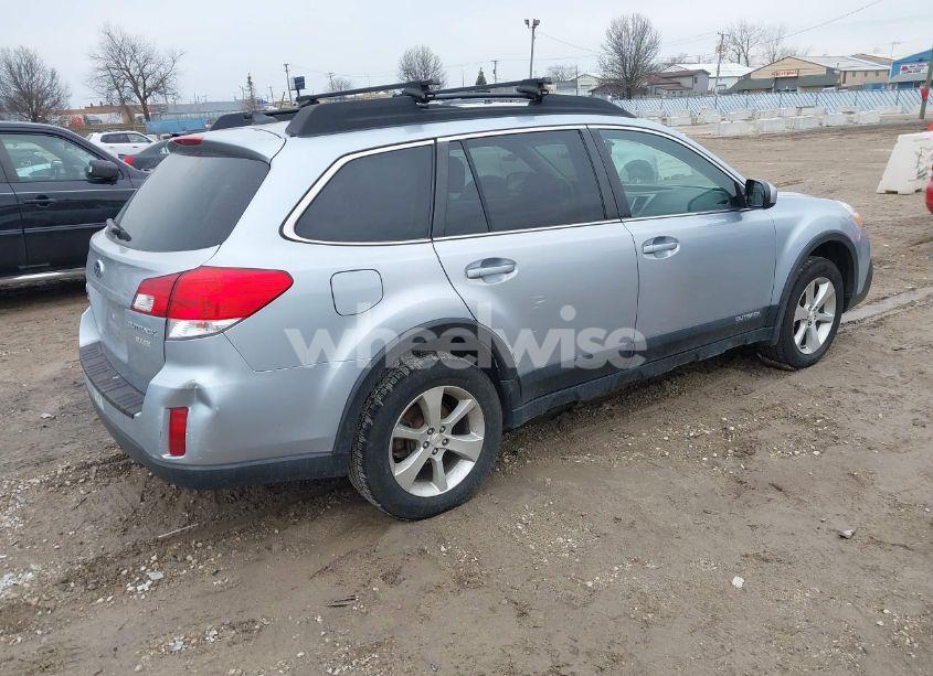 Photo 4 of 2014 Subaru Outback 2.5I LIMITED (VIN 4S4BRBLC7E3259912)