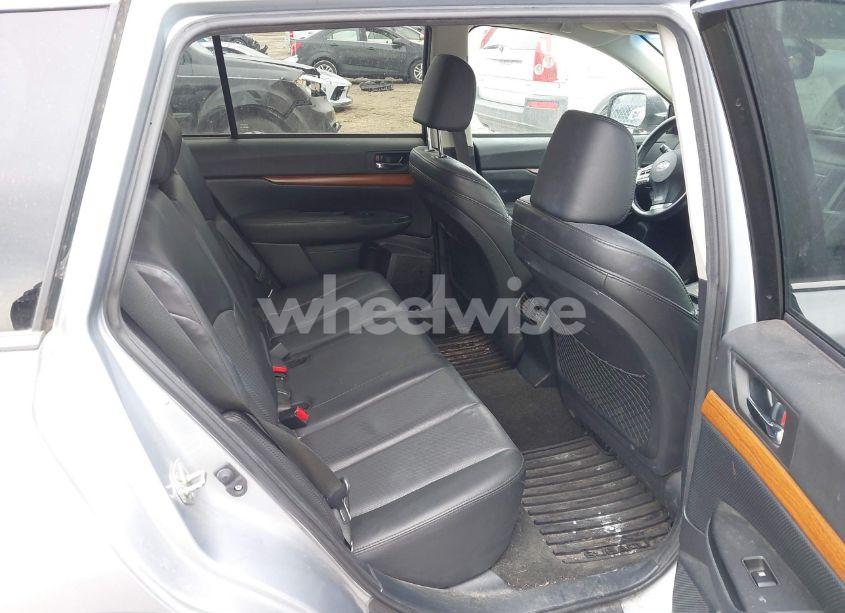 Photo 8 of 2014 Subaru Outback 2.5I LIMITED (VIN 4S4BRBLC7E3259912)