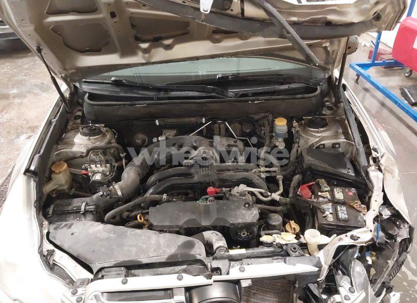 Photo 10 of 2014 Subaru Outback 2.5I LIMITED (VIN 4S4BRBLC7E3279206)