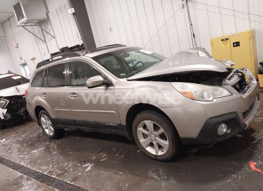 Photo 14 of 2014 Subaru Outback 2.5I LIMITED (VIN 4S4BRBLC7E3279206)
