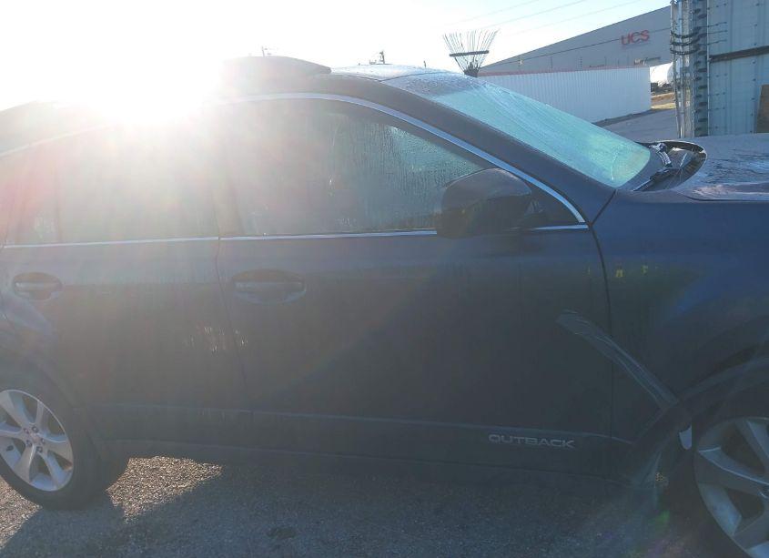 Photo 14 of 2013 Subaru Outback 2.5I LIMITED (VIN 4S4BRBLC8D3223791)