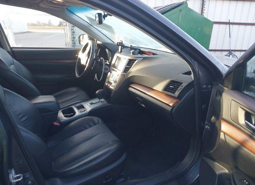 Photo 5 of 2013 Subaru Outback 2.5I LIMITED (VIN 4S4BRBLC8D3223791)