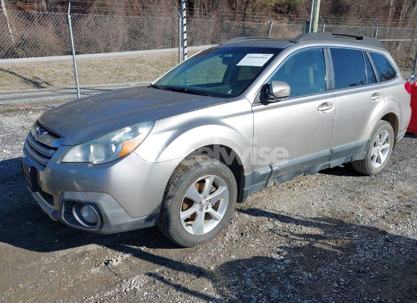 Photo 2 of 2014 Subaru Outback 2.5I LIMITED (VIN 4S4BRBLC8E3314268)