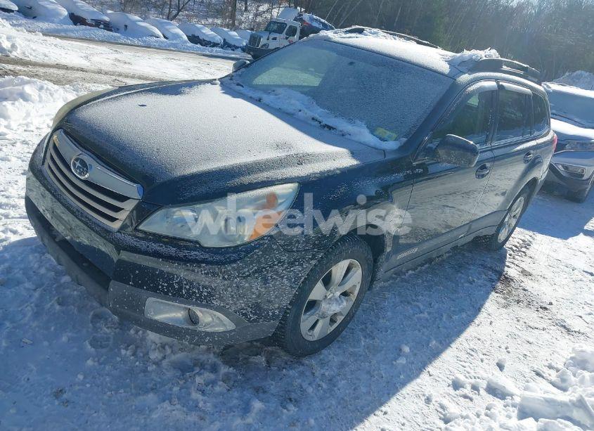 Photo 2 of 2010 Subaru Outback 2.5I LIMITED (VIN 4S4BRBLC9A3310093)
