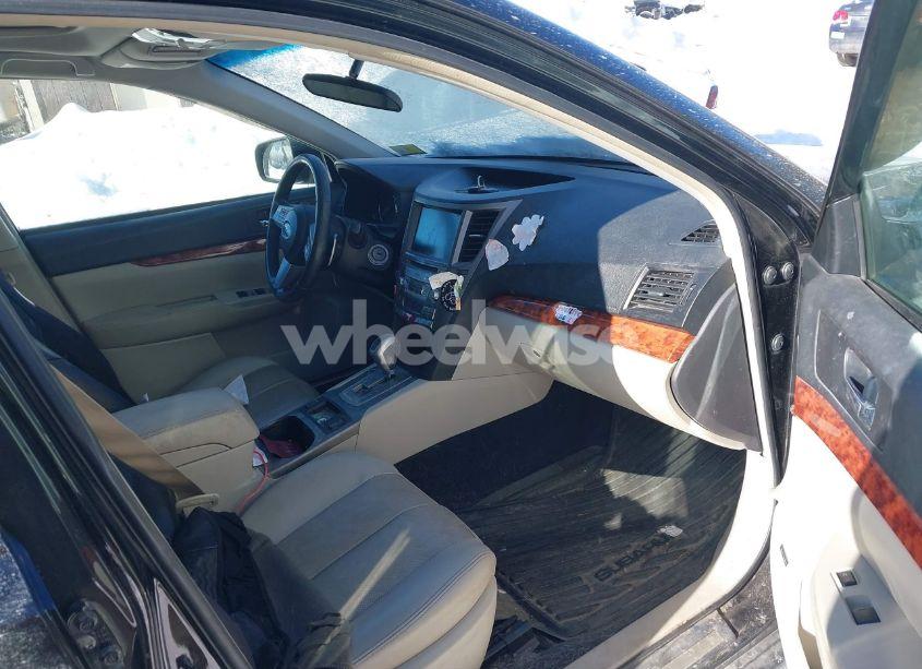 Photo 5 of 2010 Subaru Outback 2.5I LIMITED (VIN 4S4BRBLC9A3310093)