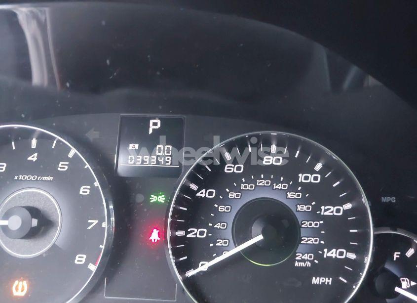 Photo 7 of 2011 Subaru Outback 2.5I LIMITED (VIN 4S4BRBLC9B3400538)