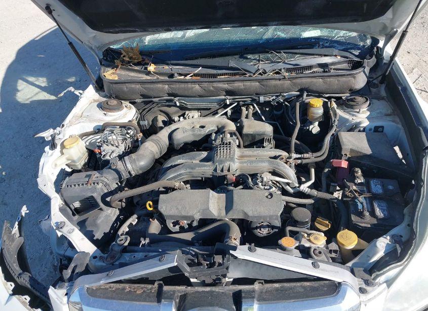 Photo 10 of 2014 Subaru Outback 2.5I LIMITED (VIN 4S4BRBLC9E3309984)