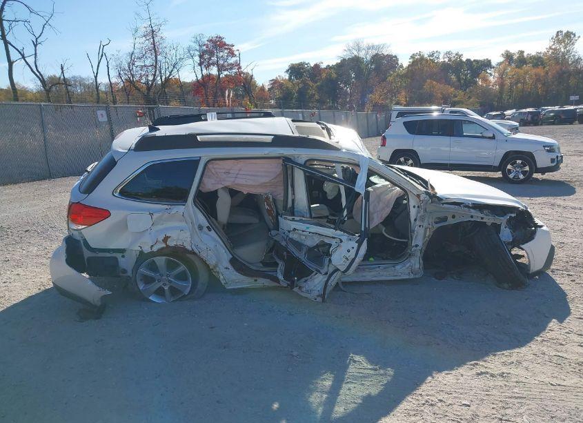 Photo 12 of 2014 Subaru Outback 2.5I LIMITED (VIN 4S4BRBLC9E3309984)