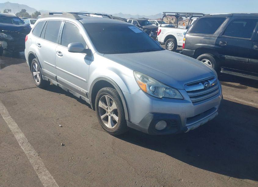 2013 Subaru Outback 2.5I LIMITED (VIN 4S4BRBLCXD3235098) main photo