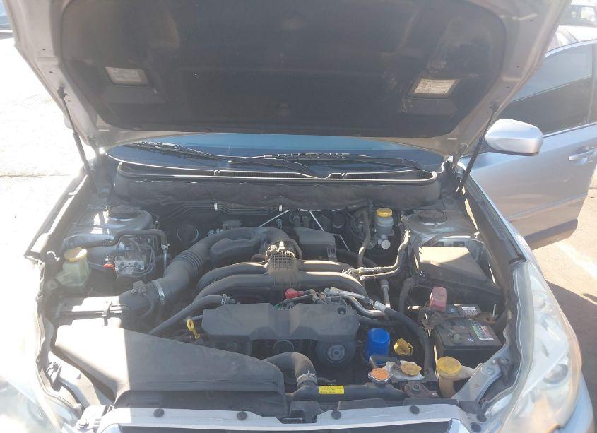 Photo 10 of 2013 Subaru Outback 2.5I LIMITED (VIN 4S4BRBLCXD3235098)
