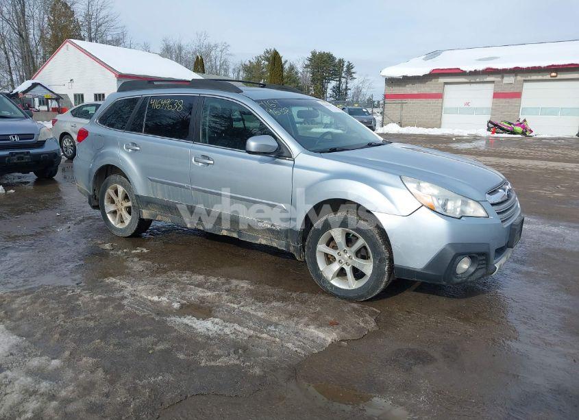 2013 Subaru Outback 2.5I LIMITED (VIN 4S4BRBLCXD3255240) main photo