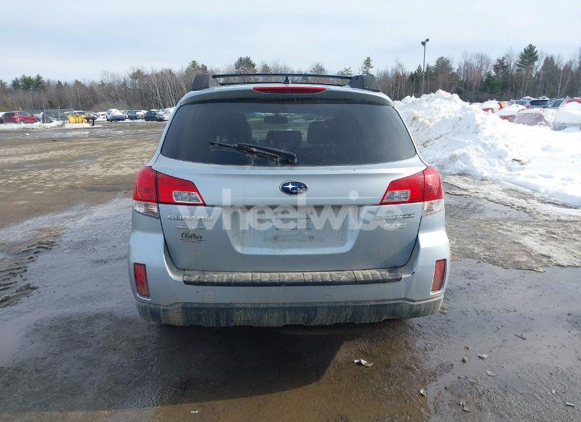 Photo 16 of 2013 Subaru Outback 2.5I LIMITED (VIN 4S4BRBLCXD3255240)