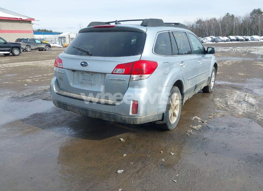 Photo 4 of 2013 Subaru Outback 2.5I LIMITED (VIN 4S4BRBLCXD3255240)
