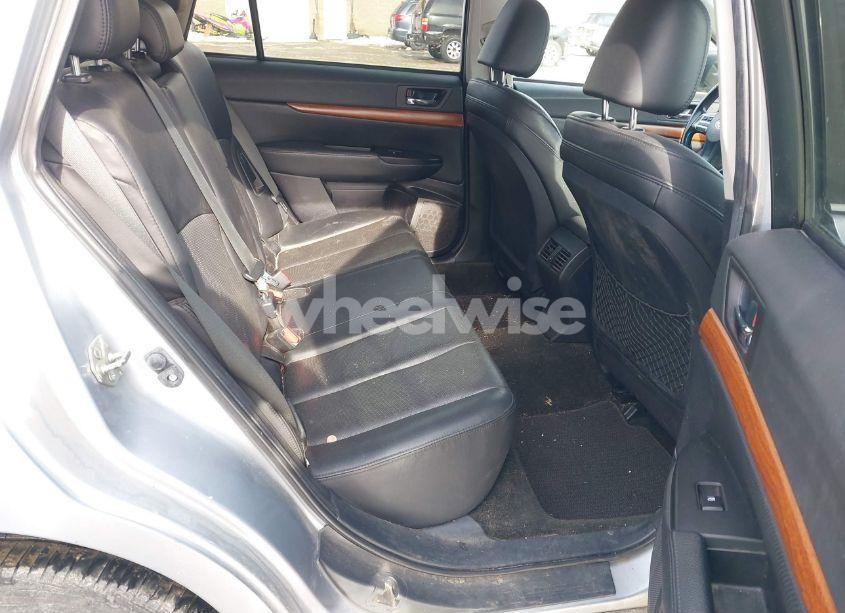 Photo 8 of 2013 Subaru Outback 2.5I LIMITED (VIN 4S4BRBLCXD3255240)