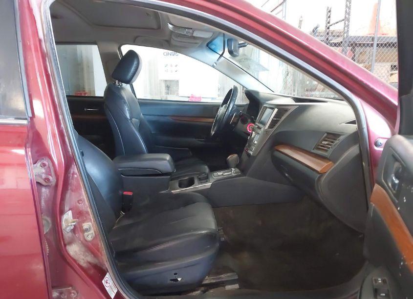 Photo 5 of 2014 Subaru Outback 2.5I LIMITED (VIN 4S4BRBMC1E3258706)