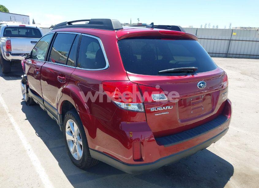 Photo 3 of 2014 Subaru Outback 2.5I LIMITED (VIN 4S4BRBMC1E3272492)