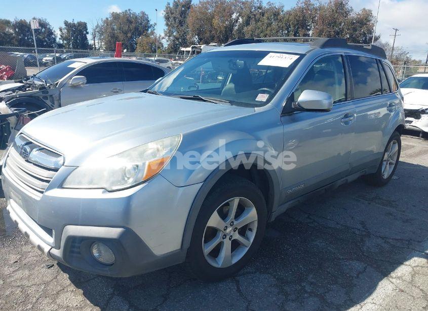 Photo 2 of 2014 Subaru Outback 2.5I LIMITED (VIN 4S4BRBMC2E3230283)
