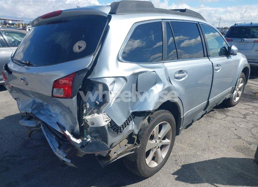 Photo 4 of 2014 Subaru Outback 2.5I LIMITED (VIN 4S4BRBMC2E3230283)