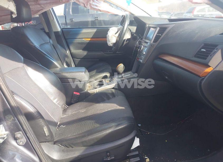 Photo 5 of 2014 Subaru Outback 2.5I LIMITED (VIN 4S4BRBMC2E3259007)