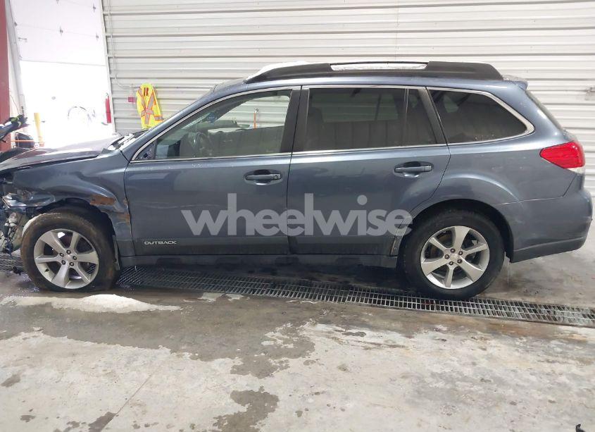 Photo 15 of 2014 Subaru Outback 2.5I LIMITED (VIN 4S4BRBMC2E3294730)
