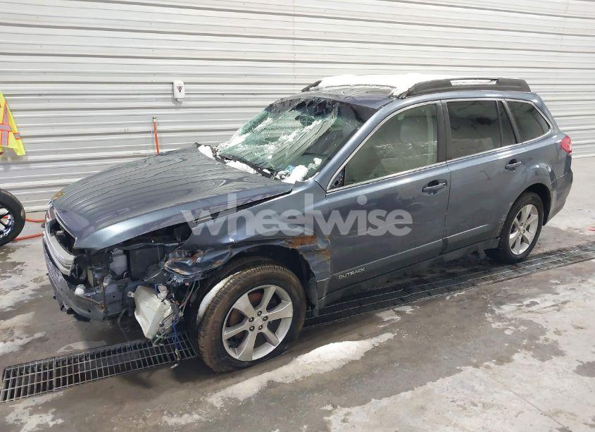 Photo 2 of 2014 Subaru Outback 2.5I LIMITED (VIN 4S4BRBMC2E3294730)