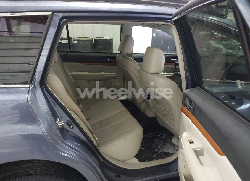 Photo 8 of 2014 Subaru Outback 2.5I LIMITED (VIN 4S4BRBMC2E3294730)