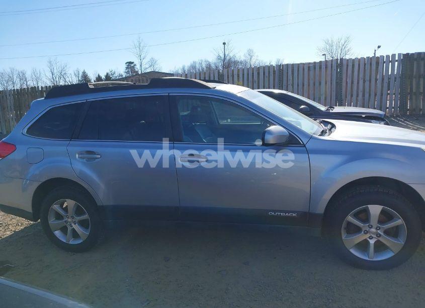 Photo 13 of 2014 Subaru Outback 2.5I LIMITED (VIN 4S4BRBMC4E3311575)
