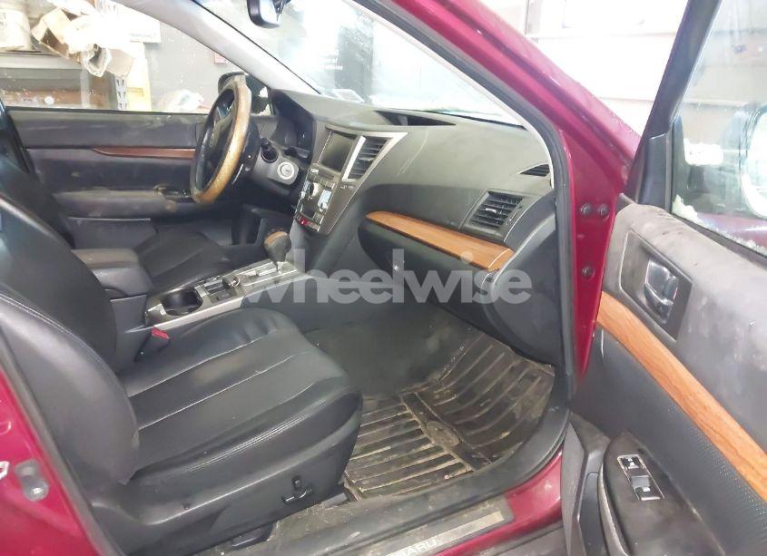 Photo 5 of 2014 Subaru Outback 2.5I LIMITED (VIN 4S4BRBMC7E3295484)