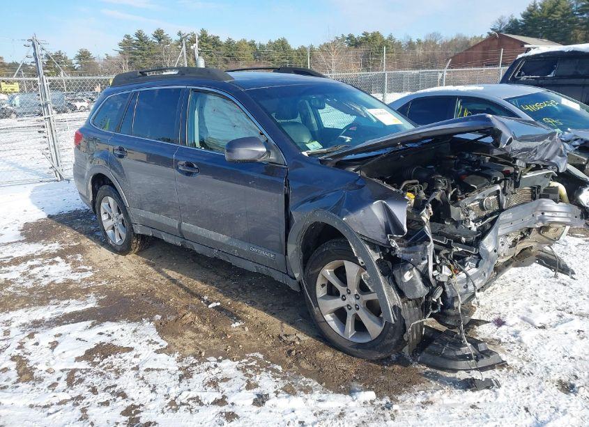 2014 Subaru Outback 2.5I LIMITED (VIN 4S4BRBMC8E3308212) main photo
