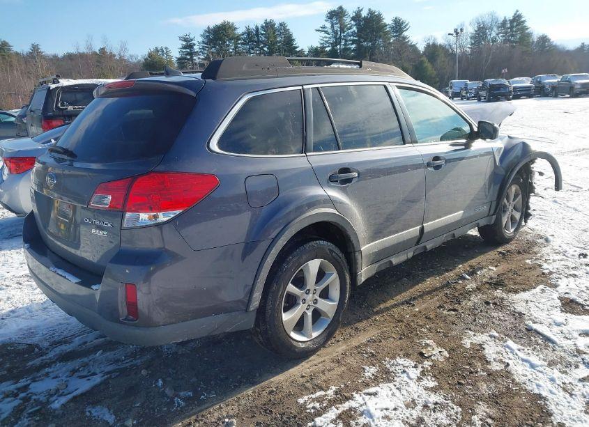 Photo 4 of 2014 Subaru Outback 2.5I LIMITED (VIN 4S4BRBMC8E3308212)