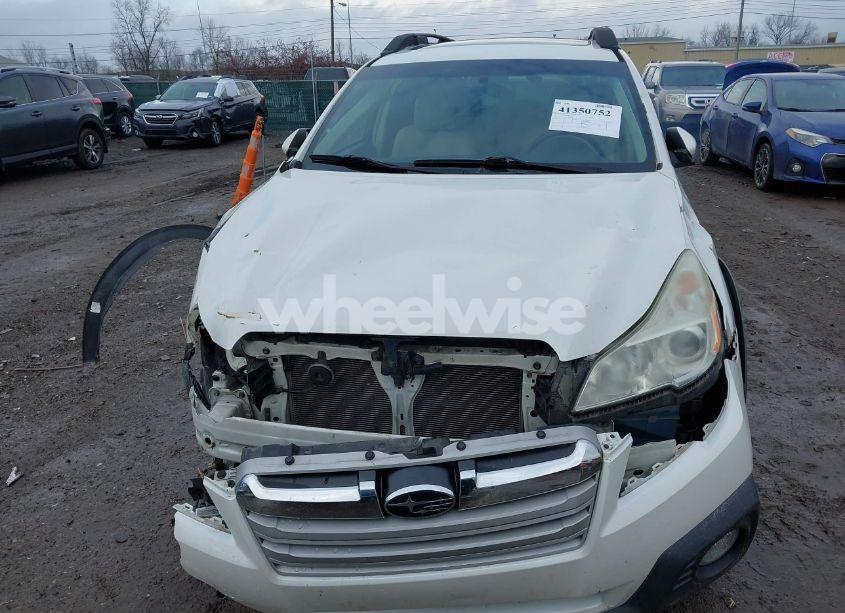 Photo 6 of 2014 Subaru Outback 2.5I LIMITED (VIN 4S4BRBMCXE3289744)