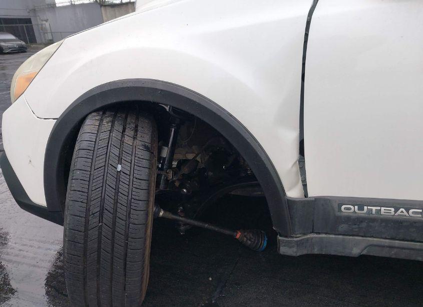 Photo 12 of 2014 Subaru Outback 2.5I LIMITED (VIN 4S4BRBNC8E3295508)