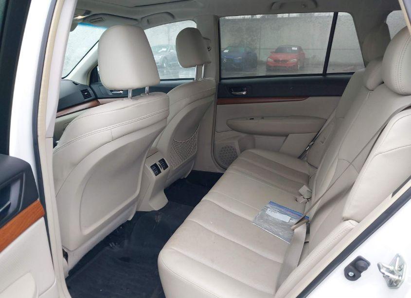 Photo 8 of 2014 Subaru Outback 2.5I LIMITED (VIN 4S4BRBNC8E3295508)