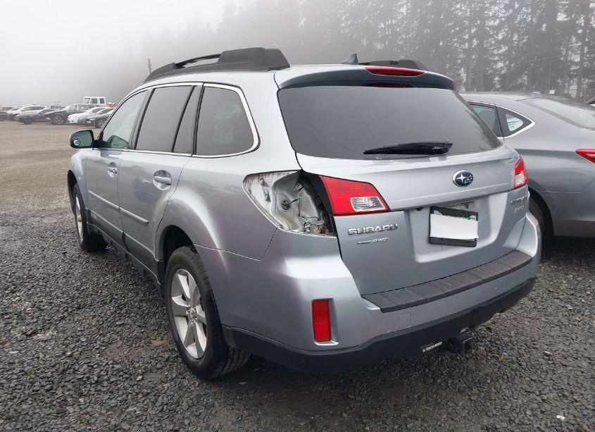Photo 3 of 2014 Subaru Outback 2.5I LIMITED (VIN 4S4BRBNC9E3249170)