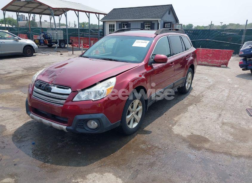 Photo 2 of 2014 Subaru Outback 2.5I LIMITED (VIN 4S4BRBNCXE3303012)