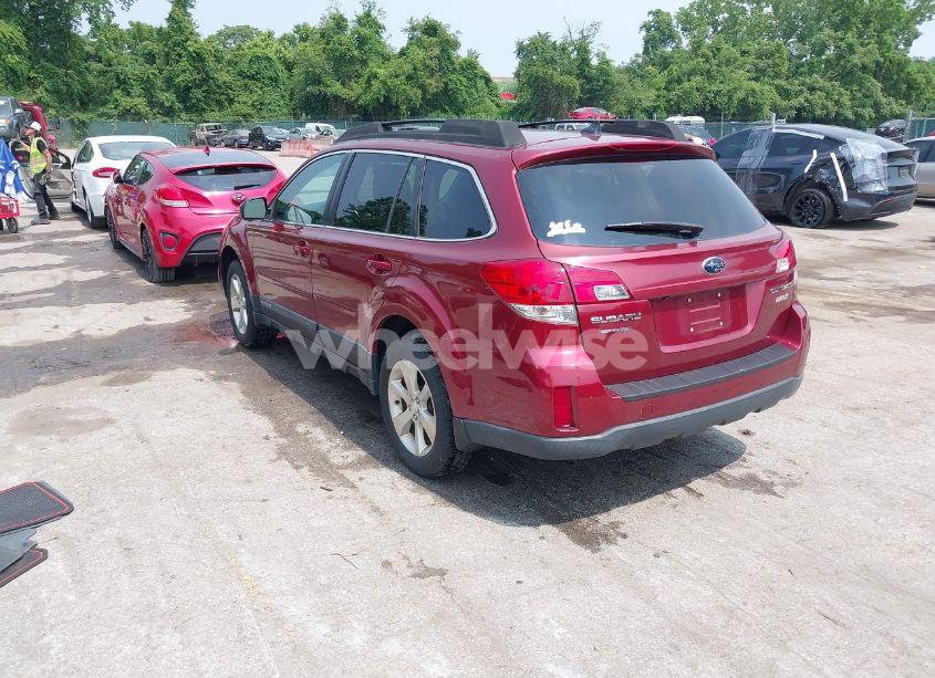Photo 3 of 2014 Subaru Outback 2.5I LIMITED (VIN 4S4BRBNCXE3303012)