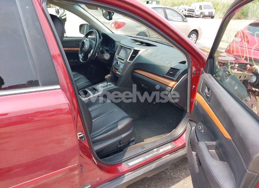 Photo 5 of 2014 Subaru Outback 2.5I LIMITED (VIN 4S4BRBNCXE3303012)