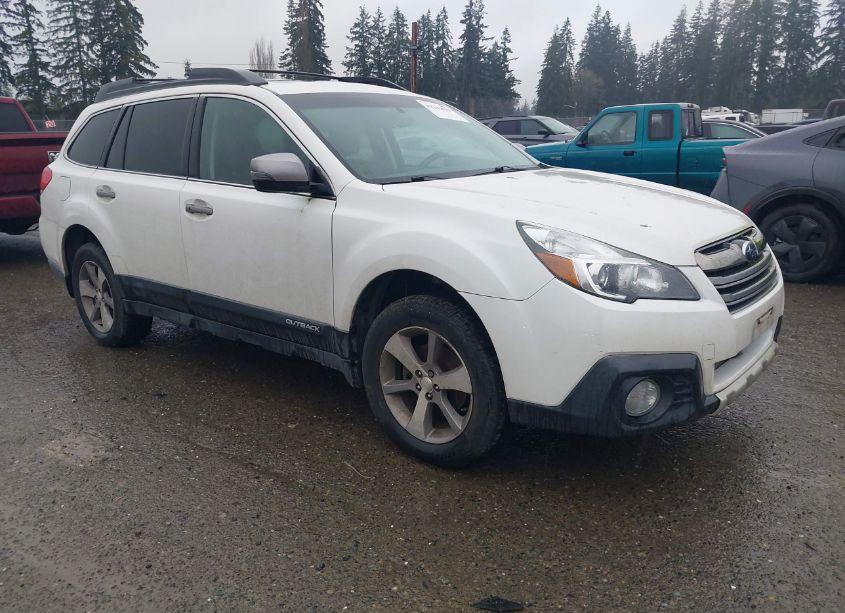 2014 Subaru Outback 2.5I LIMITED (VIN 4S4BRBPC6E3274346) main photo