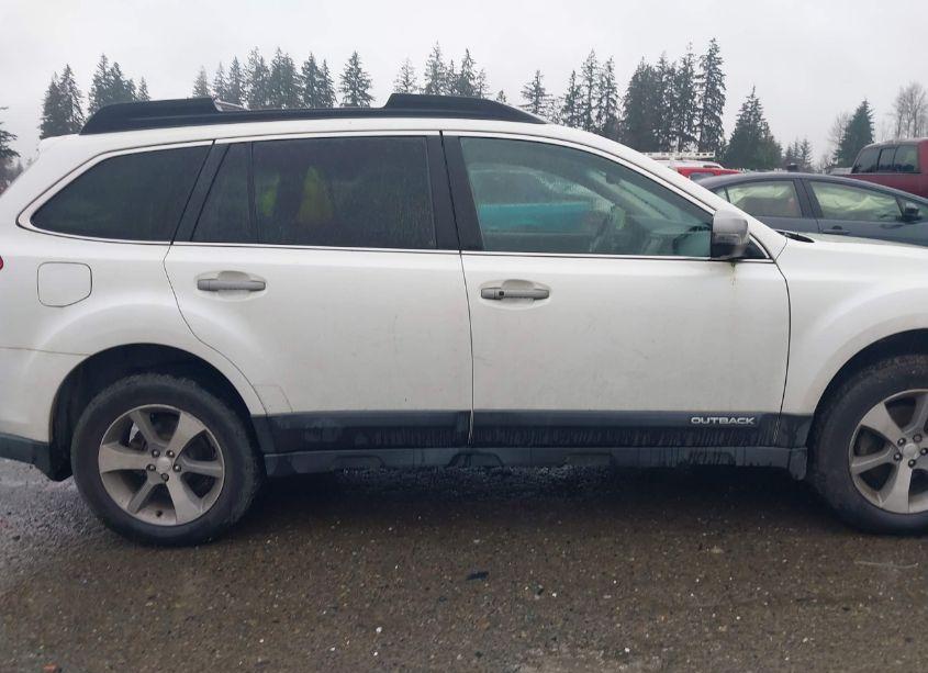 Photo 13 of 2014 Subaru Outback 2.5I LIMITED (VIN 4S4BRBPC6E3274346)