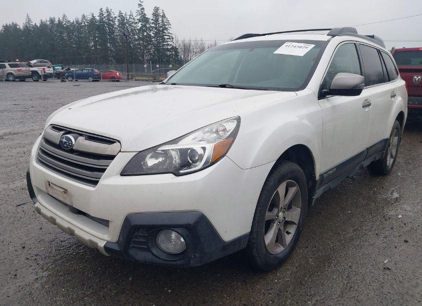 Photo 6 of 2014 Subaru Outback 2.5I LIMITED (VIN 4S4BRBPC6E3274346)
