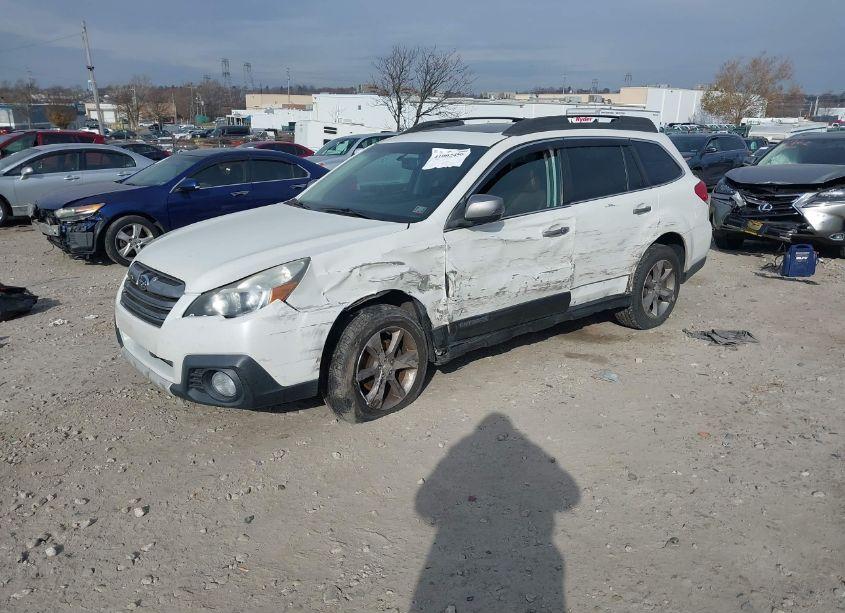 Photo 2 of 2013 Subaru Outback 2.5I LIMITED (VIN 4S4BRBSC0D3219946)
