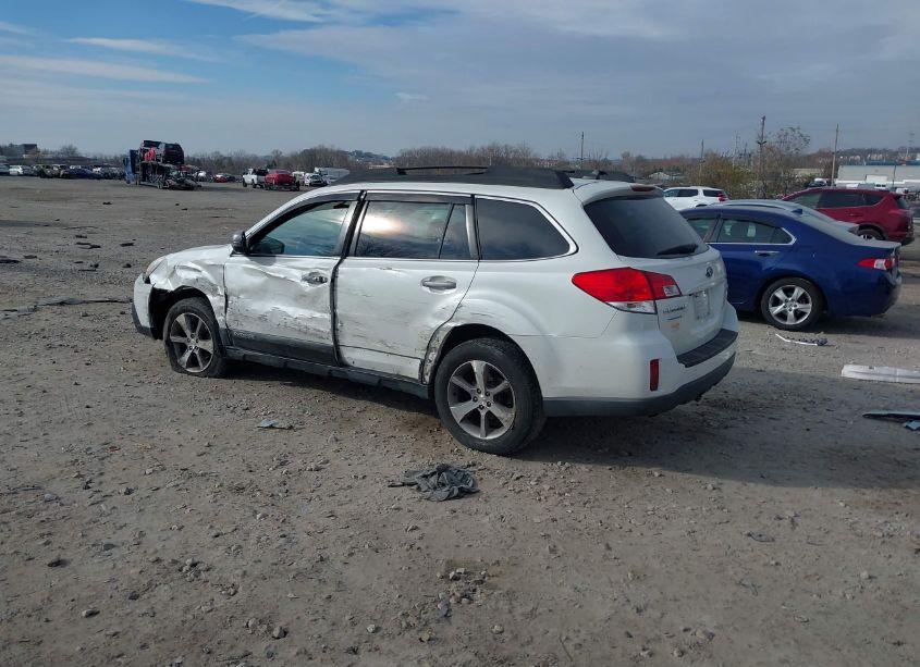 Photo 3 of 2013 Subaru Outback 2.5I LIMITED (VIN 4S4BRBSC0D3219946)