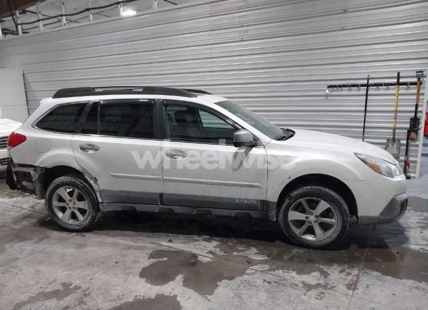 Photo 14 of 2013 Subaru Outback 2.5I LIMITED (VIN 4S4BRBSC5D3302742)