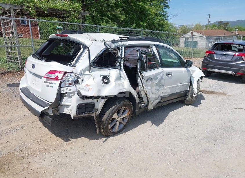 Photo 4 of 2013 Subaru Outback 2.5I LIMITED (VIN 4S4BRBSC6D3254085)