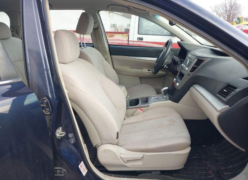 Photo 5 of 2013 Subaru Outback 2.5I (VIN 4S4BRCAC0D3261332)