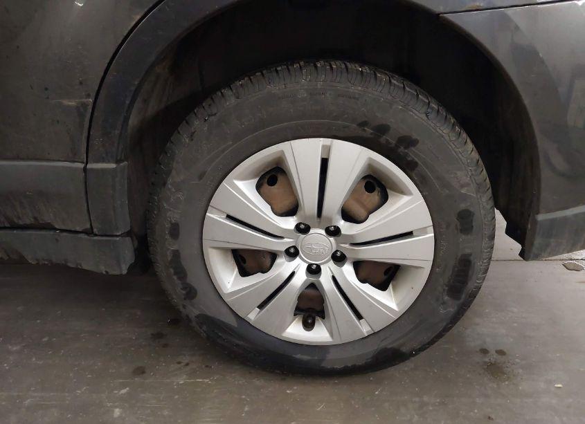 Photo 12 of 2013 Subaru Outback 2.5I (VIN 4S4BRCAC0D3276090)