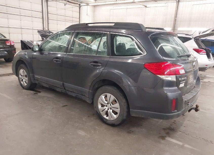 Photo 3 of 2013 Subaru Outback 2.5I (VIN 4S4BRCAC0D3276090)