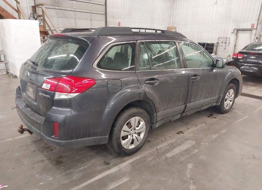 Photo 4 of 2013 Subaru Outback 2.5I (VIN 4S4BRCAC0D3276090)