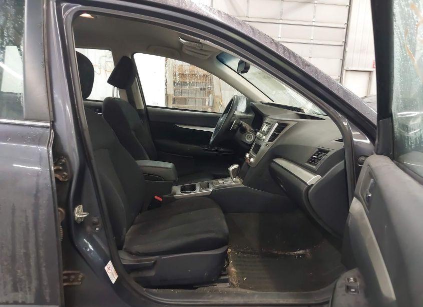 Photo 5 of 2013 Subaru Outback 2.5I (VIN 4S4BRCAC0D3276090)